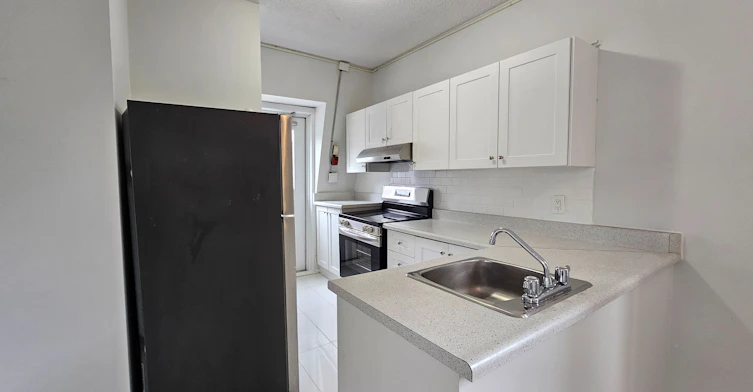 302-505 Church Street, Toronto, ON, M4Y 1H2