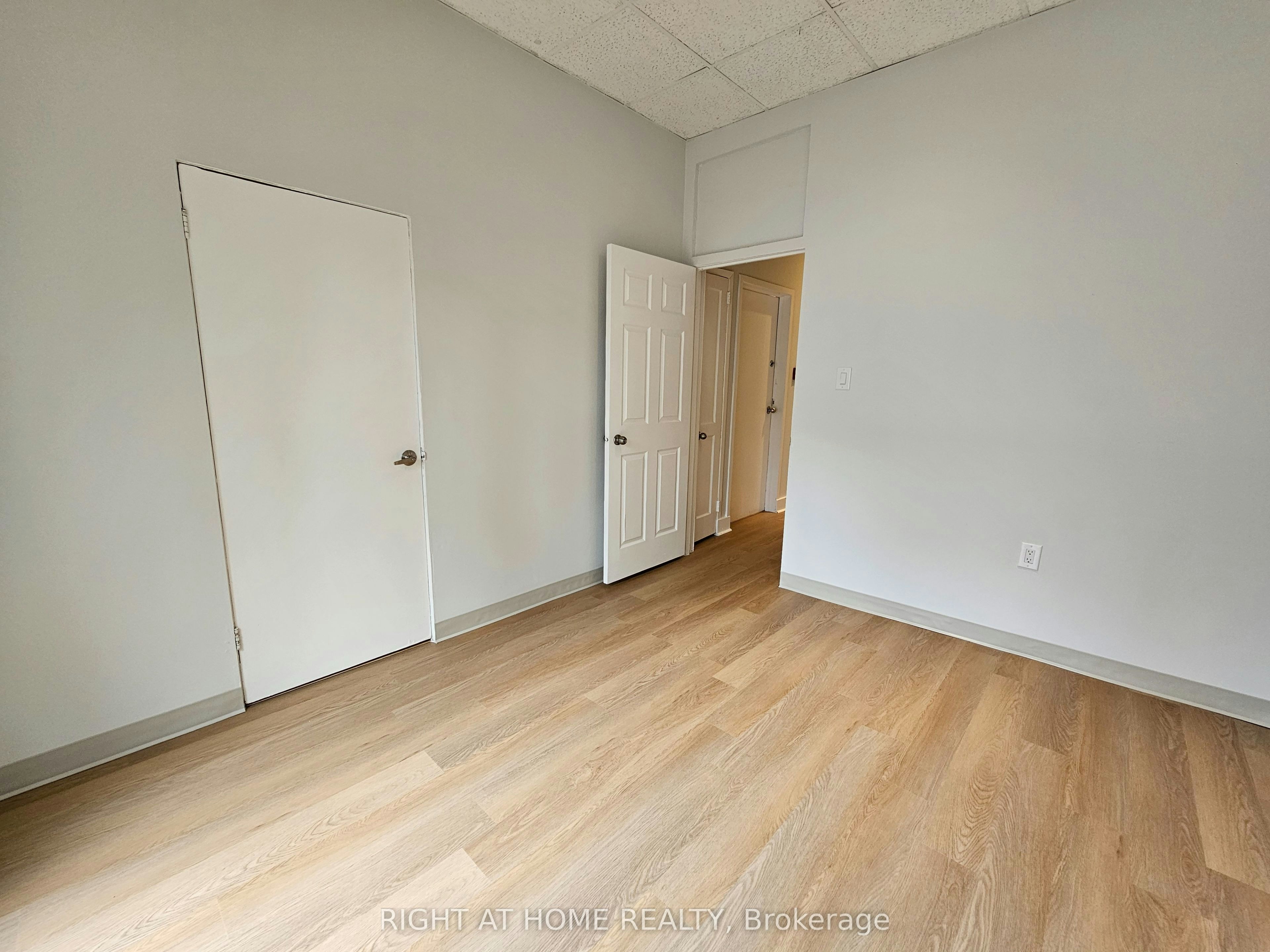 6-516 Yonge Street, Toronto, ON, M4Y 1X9 - 19