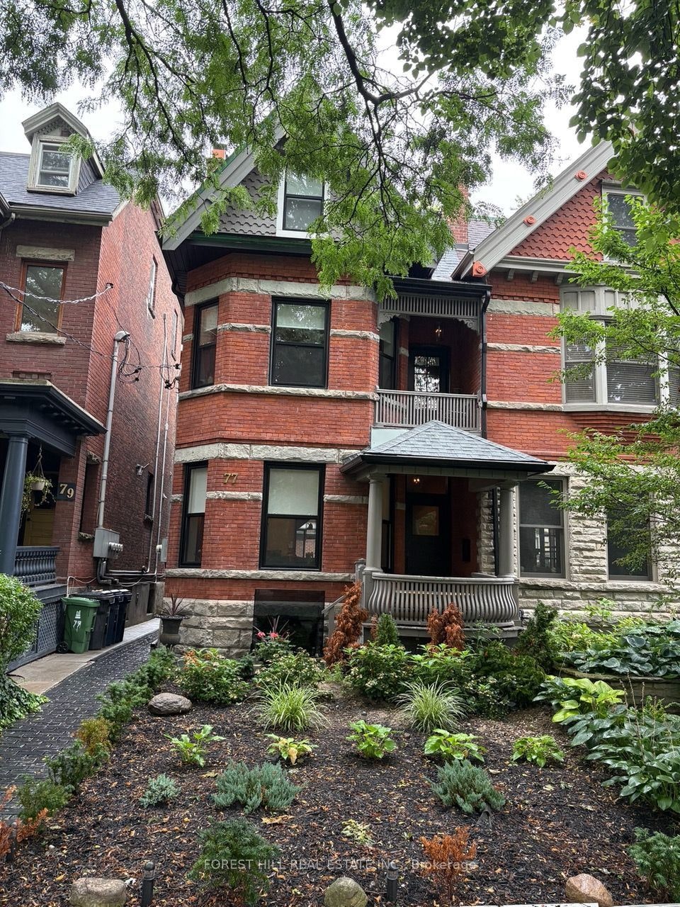 Lower-77 Brunswick Avenue, Toronto, ON, M5S 2L8