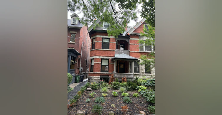 Lower-77 Brunswick Avenue, Toronto, ON, M5S 2L8