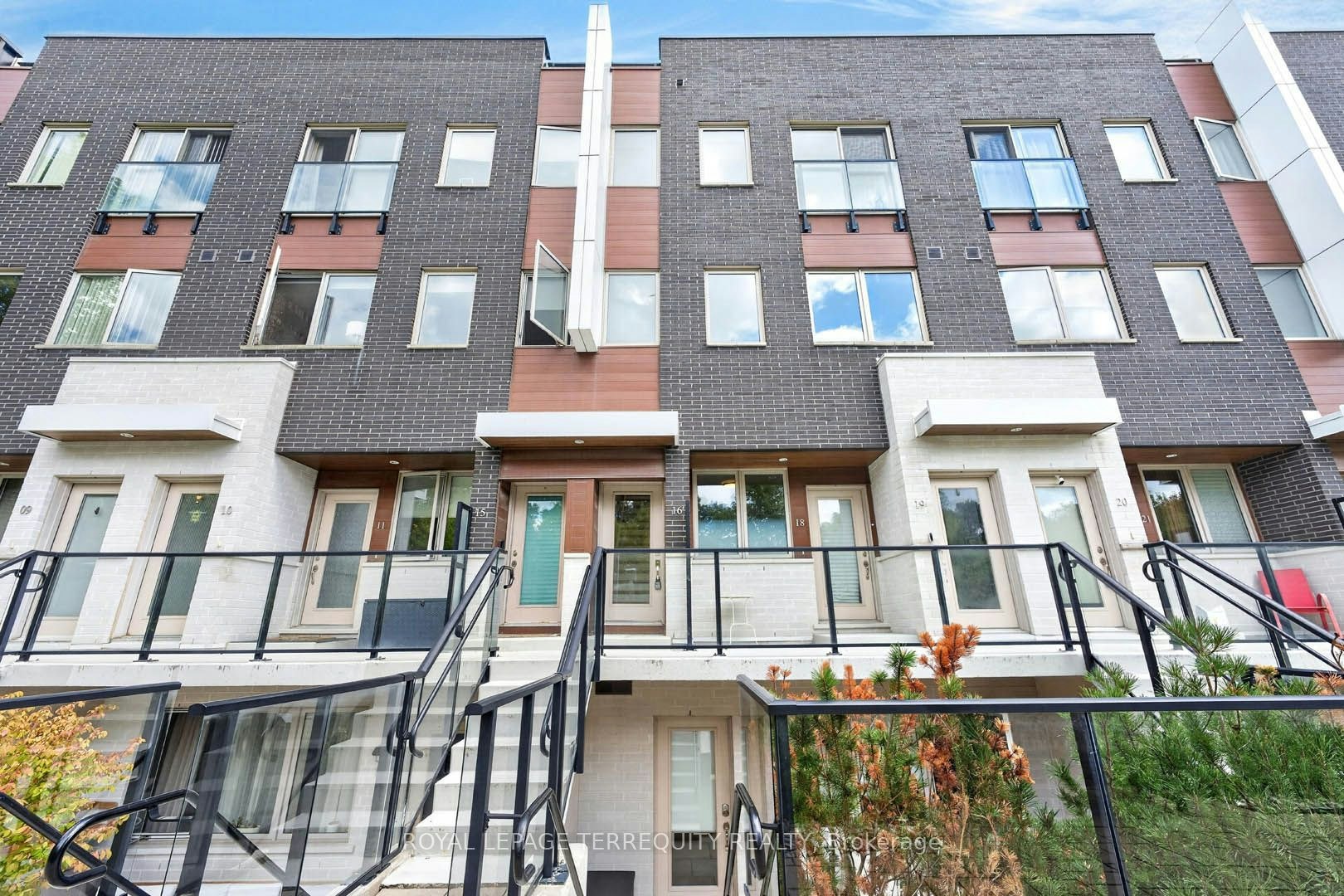 16-780 Sheppard Avenue E, Toronto, ON, M2K 0E8