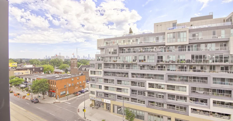 808-840 St Clair Avenue W, Toronto, ON, M6C 0A4 - 23