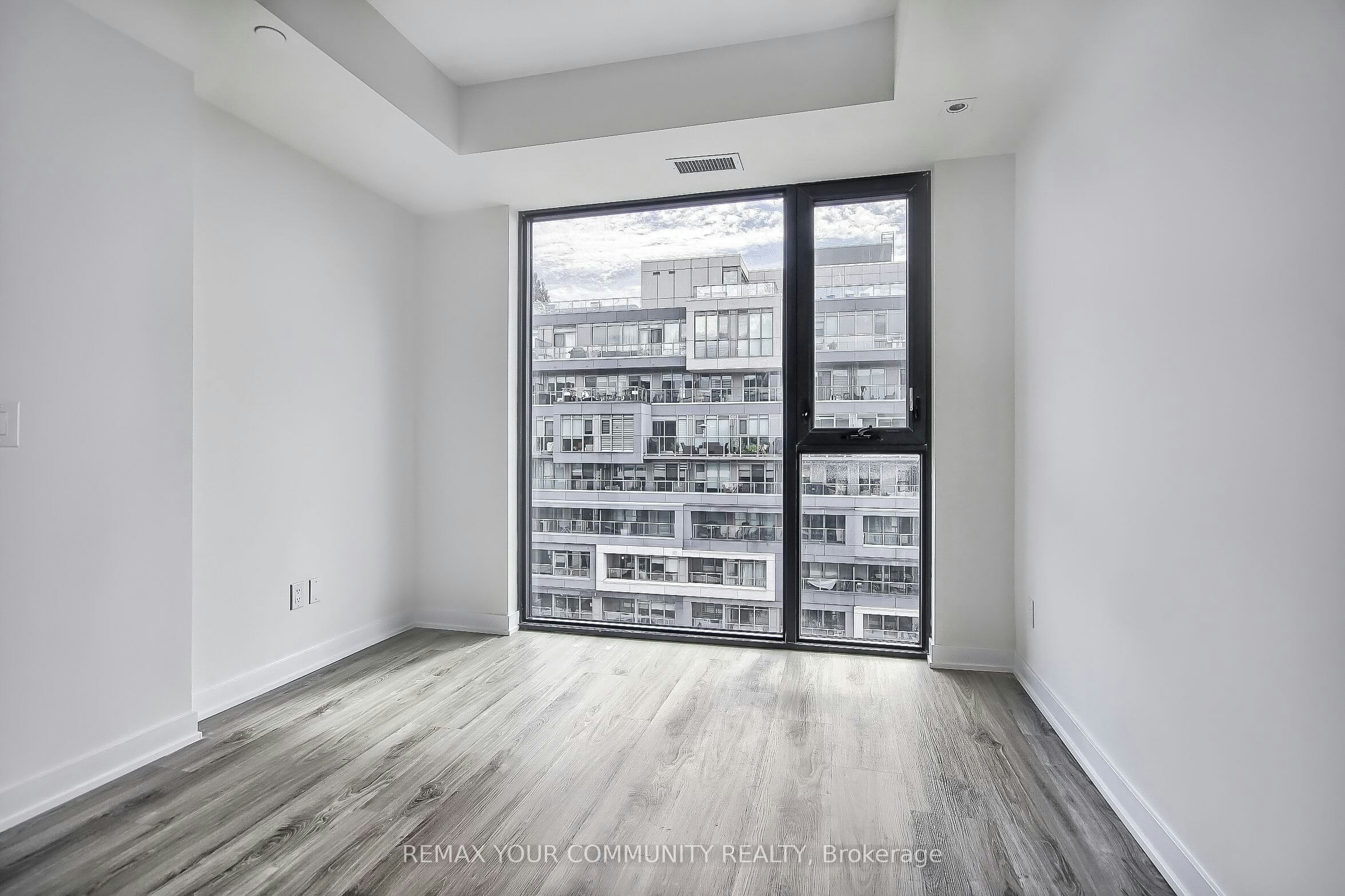 808-840 St Clair Avenue W, Toronto, ON, M6C 0A4 - 13