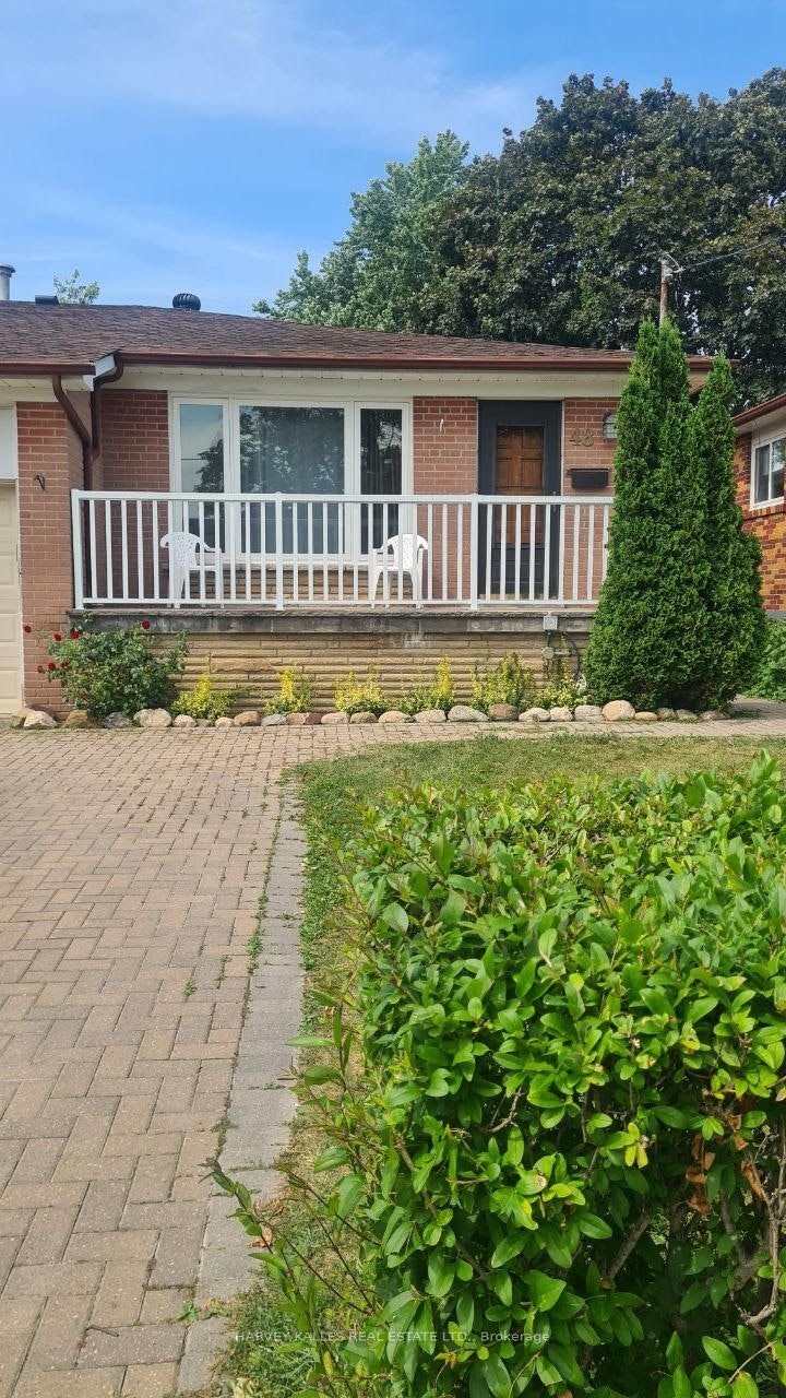 48 Green Bush Road, Toronto, ON, M2M 1P3