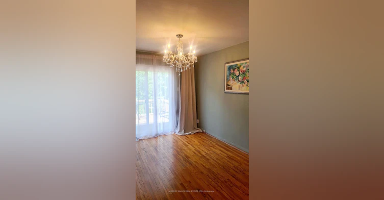 48 Green Bush Road, Toronto, ON, M2M 1P3 - 5