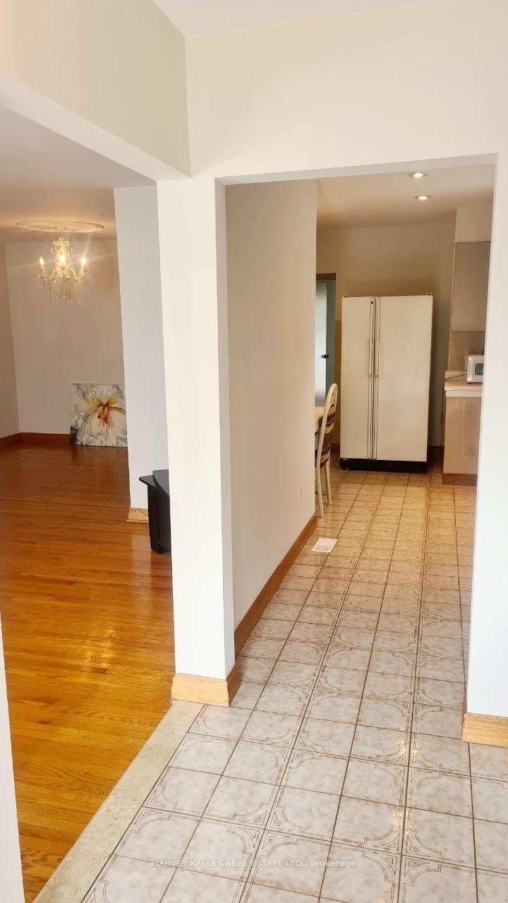 48 Green Bush Road, Toronto, ON, M2M 1P3 - 3