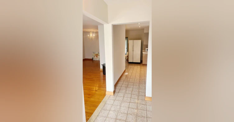 48 Green Bush Road, Toronto, ON, M2M 1P3 - 3