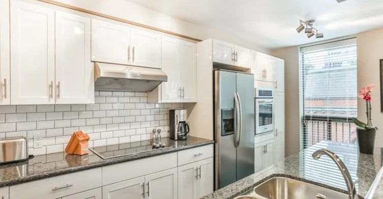 803-30 Church Street, Toronto, ON, M5E 1S7