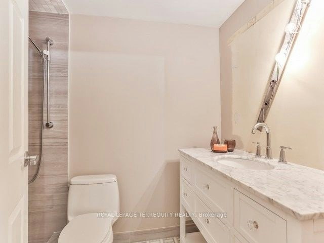 803-30 Church Street, Toronto, ON, M5E 1S7 - 25