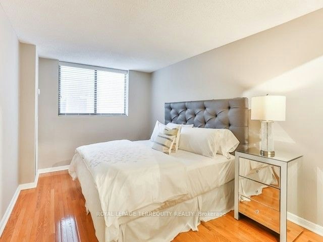 803-30 Church Street, Toronto, ON, M5E 1S7 - 21