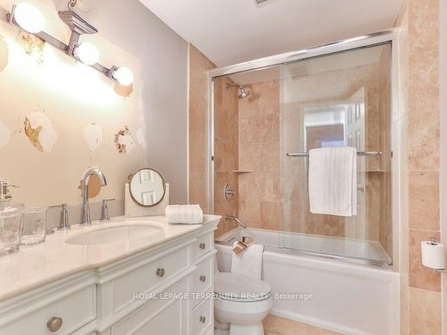 803-30 Church Street, Toronto, ON, M5E 1S7 - 23