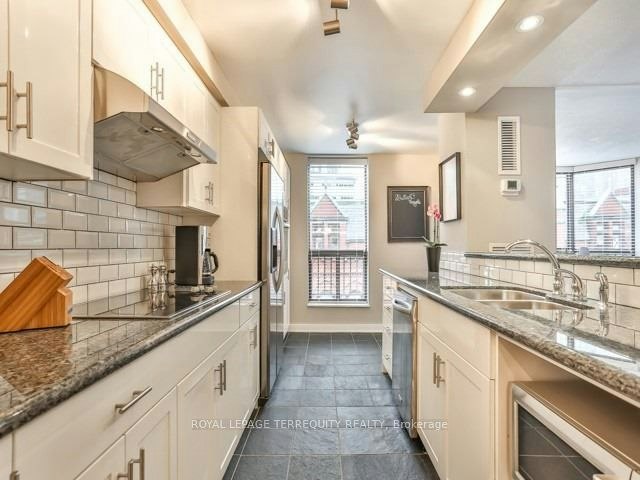803-30 Church Street, Toronto, ON, M5E 1S7 - 18