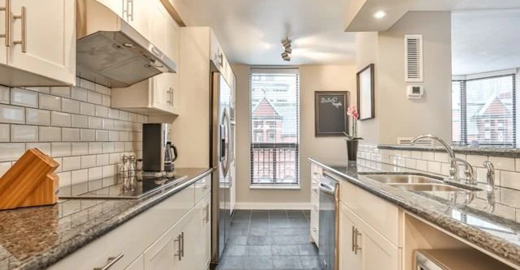 803-30 Church Street, Toronto, ON, M5E 1S7 - 18