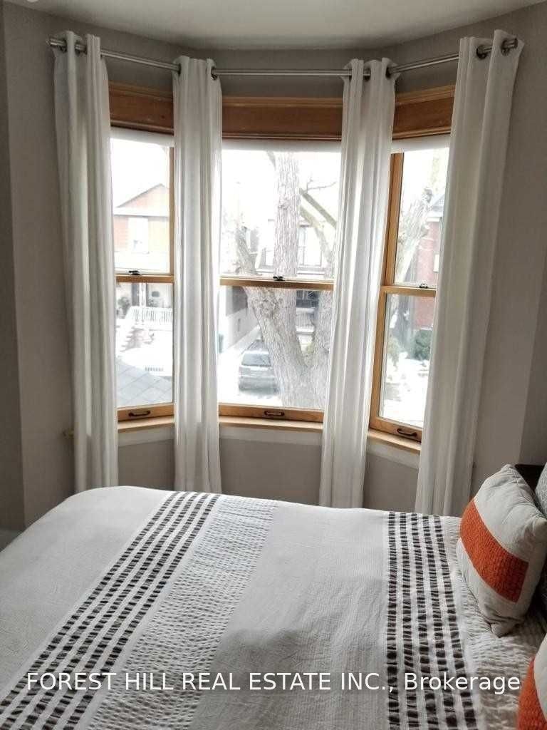 37 Hendrick Avenue, Toronto, ON, M6G 3S4 - 12