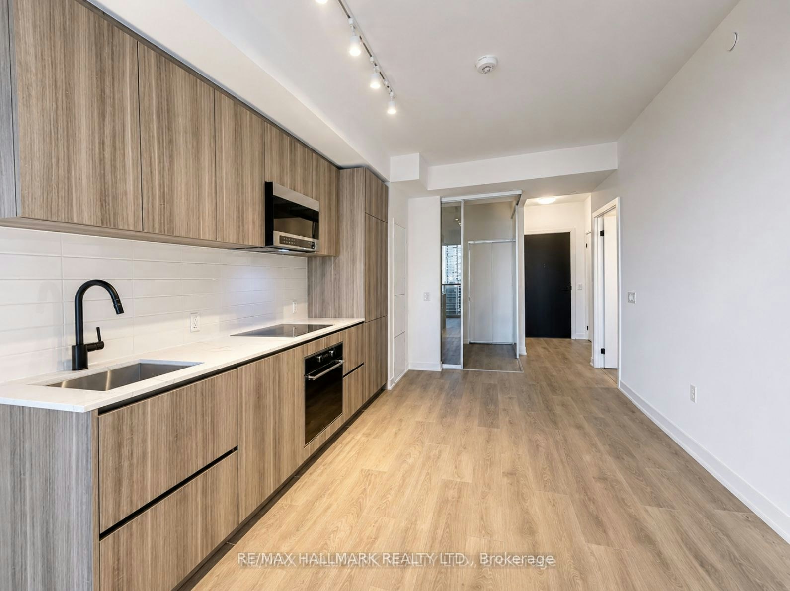 1205-117 Broadway Avenue, Toronto, ON, M4P 1V3 - 9