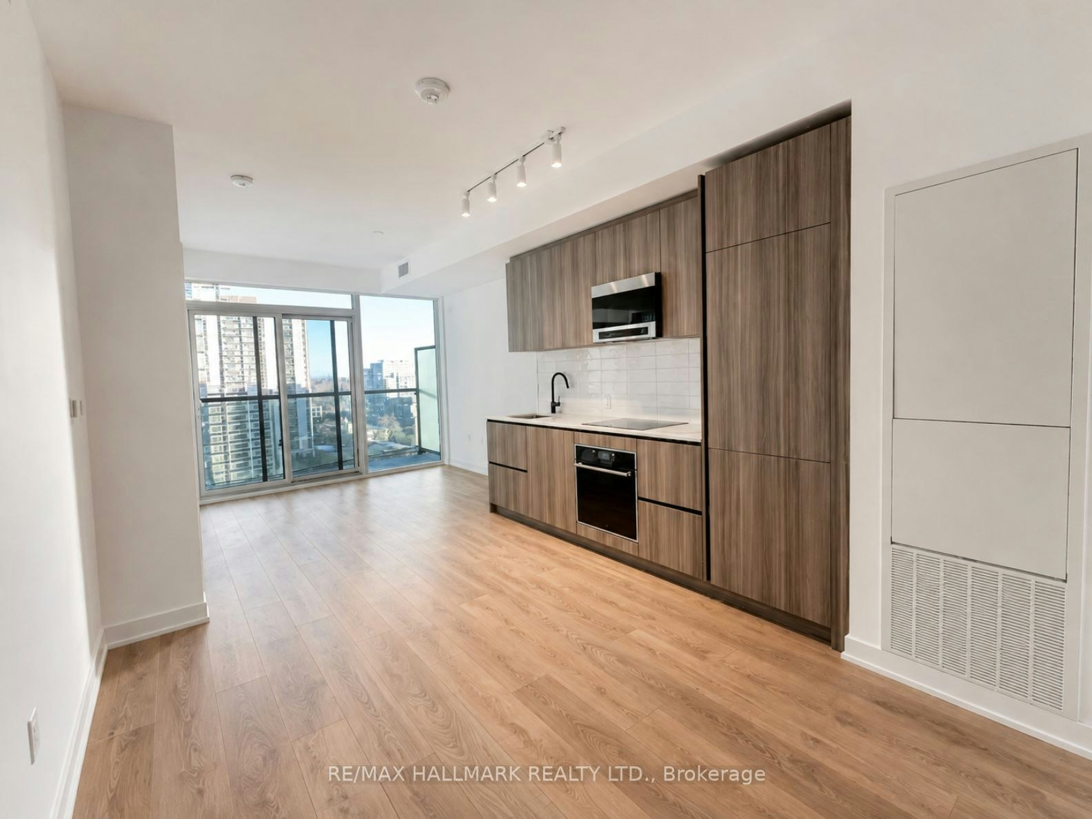 1205-117 Broadway Avenue, Toronto, ON, M4P 1V3 - 5