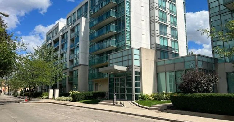 706-3830 Bathurst Street, Toronto, ON, M3H 6C5