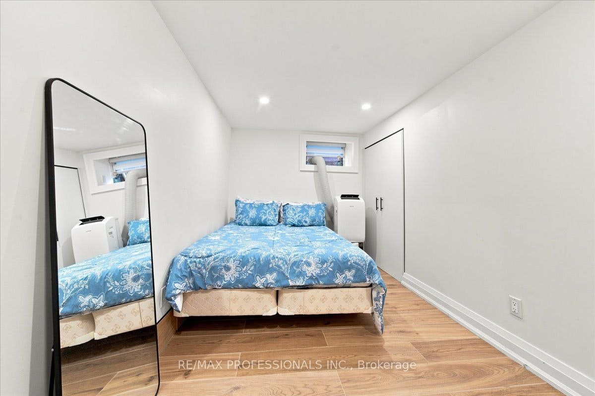 Lower-134 Argyle Street, Toronto, ON, M6J 1N9 - 20