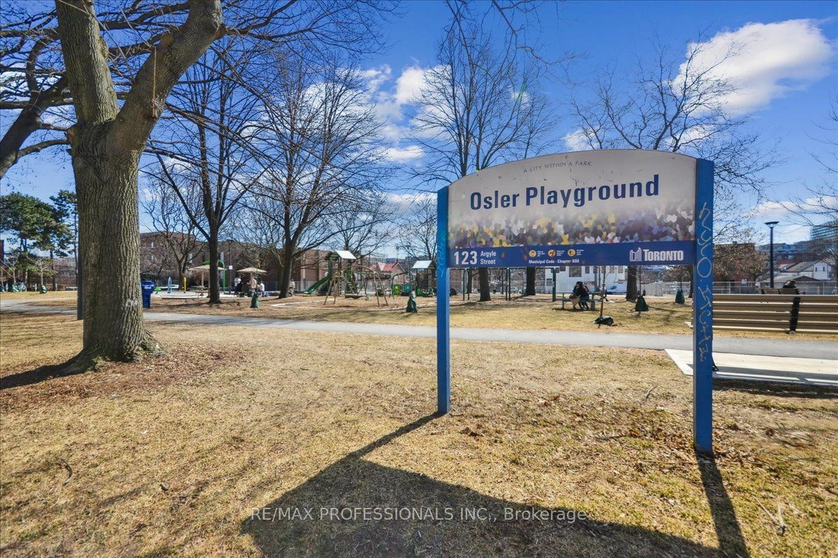 Lower-134 Argyle Street, Toronto, ON, M6J 1N9 - 25