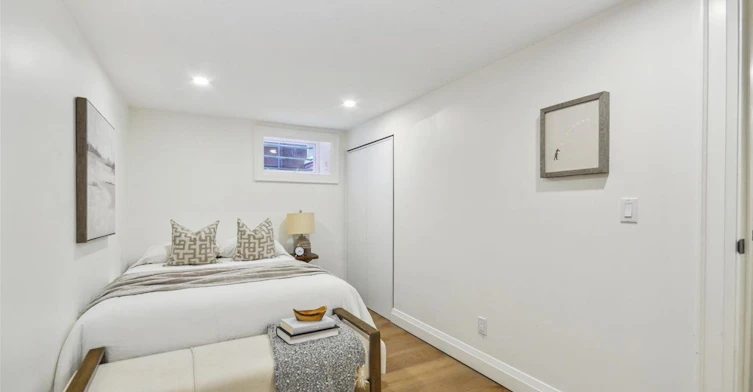 Lower-134 Argyle Street, Toronto, ON, M6J 1N9 - 21