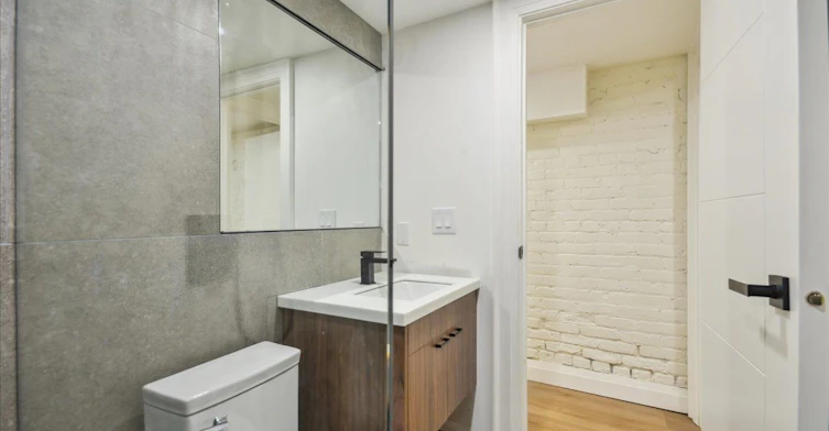 Lower-134 Argyle Street, Toronto, ON, M6J 1N9 - 15