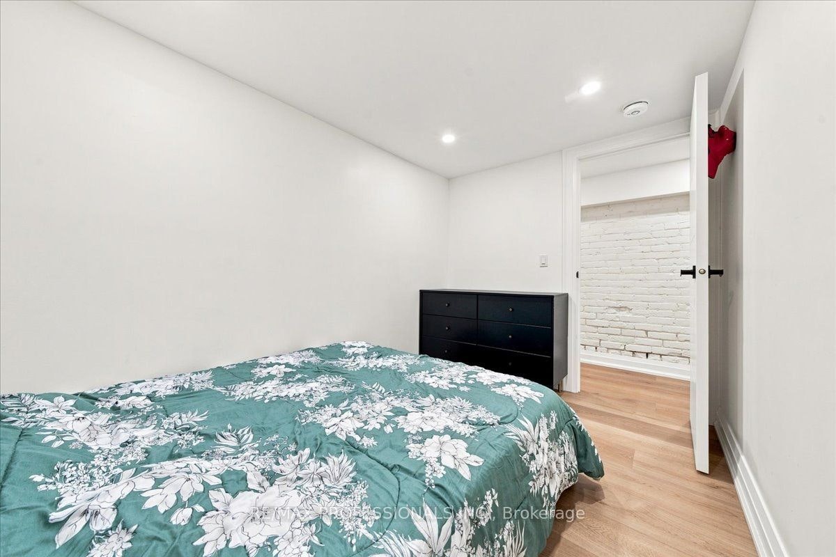 Lower-134 Argyle Street, Toronto, ON, M6J 1N9 - 18