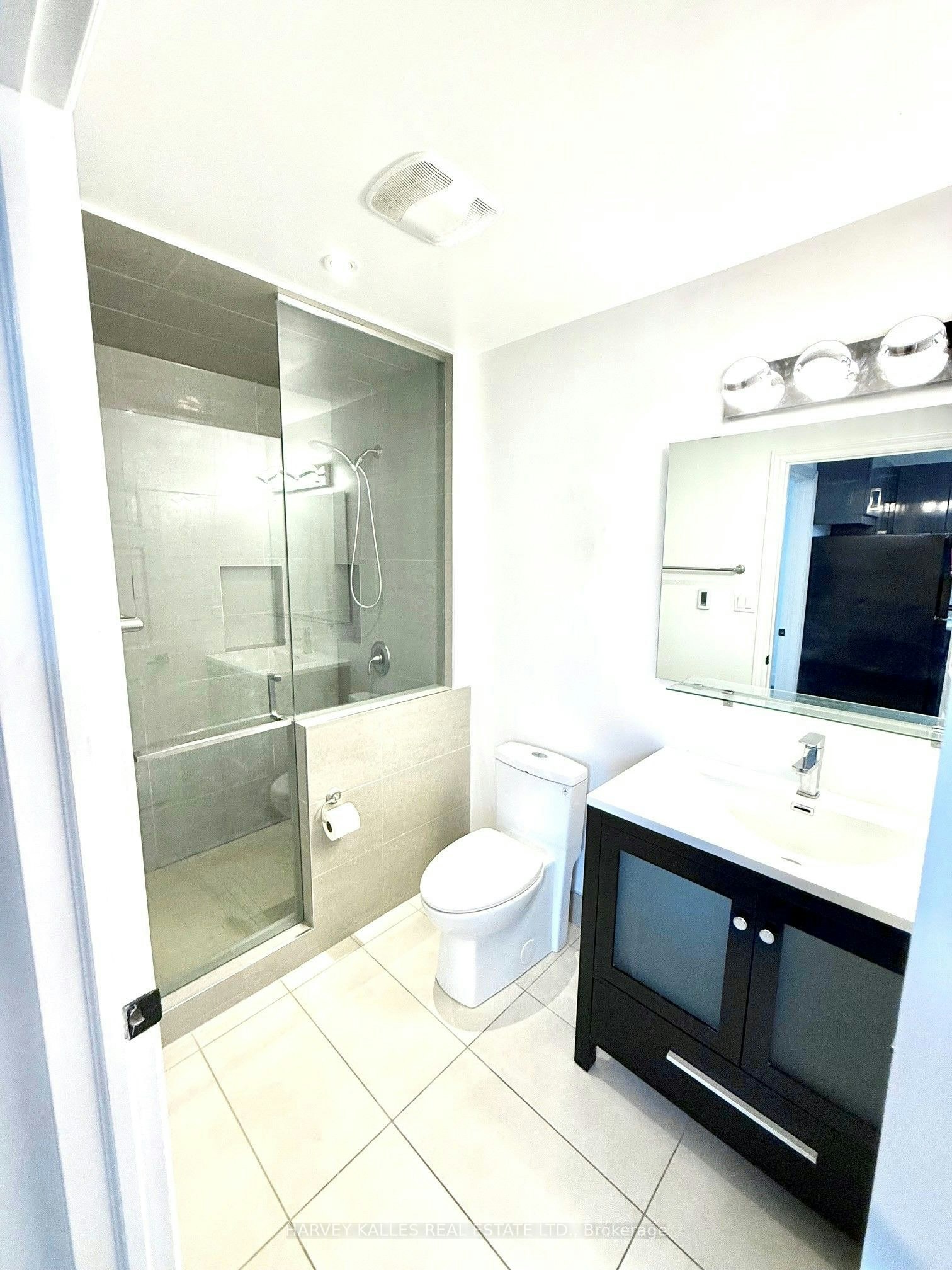 Unit B-427 Vaughan Road, Toronto, ON, M6C 2P1 - 6