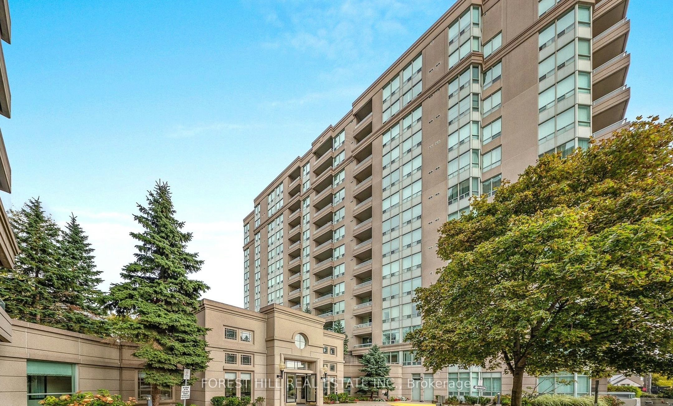 401-2 Covington Road, Toronto, ON, M6A 3E2