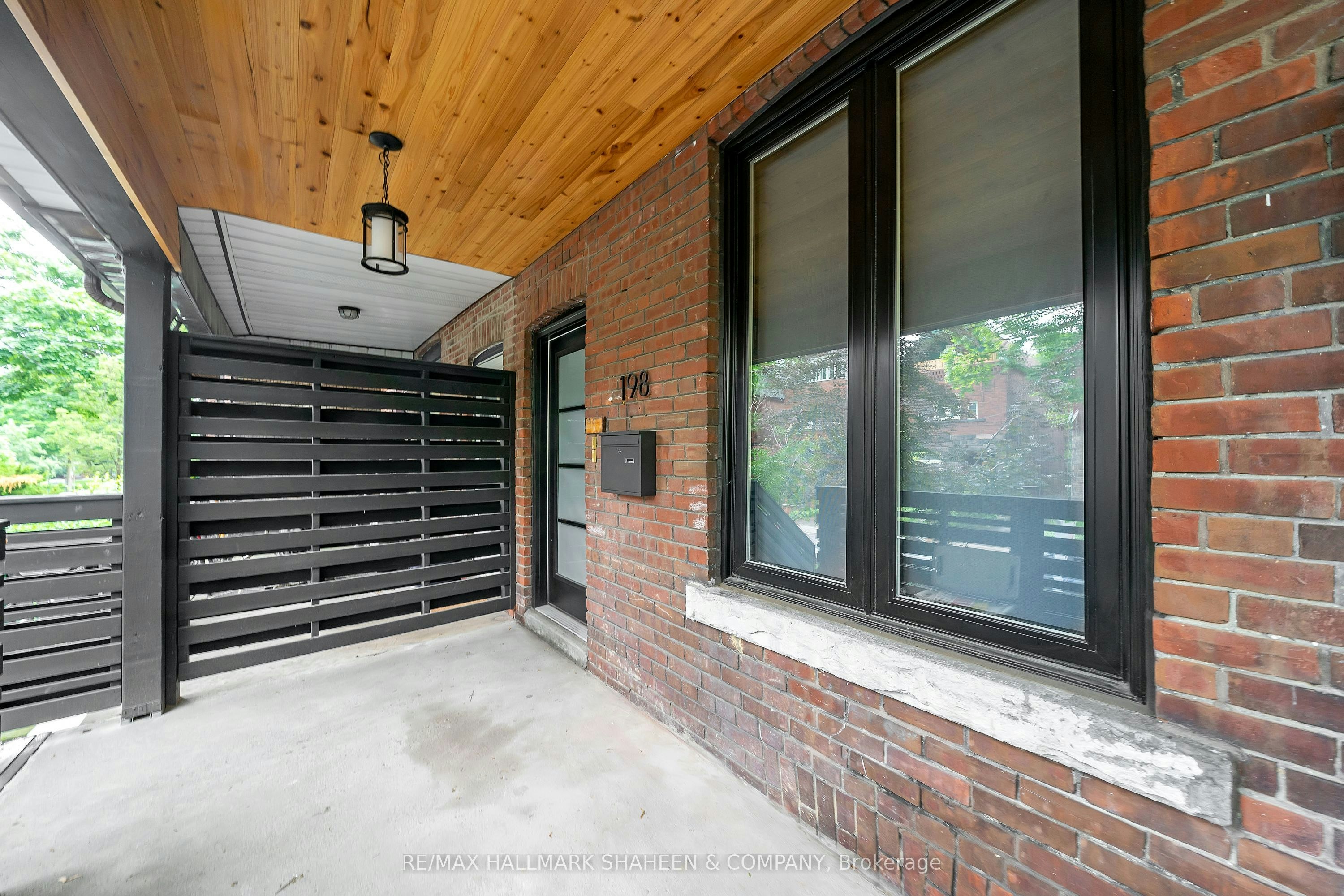 2nd&3rd-198 Roxton Road, Toronto, ON, M6J 2Y5 - 4