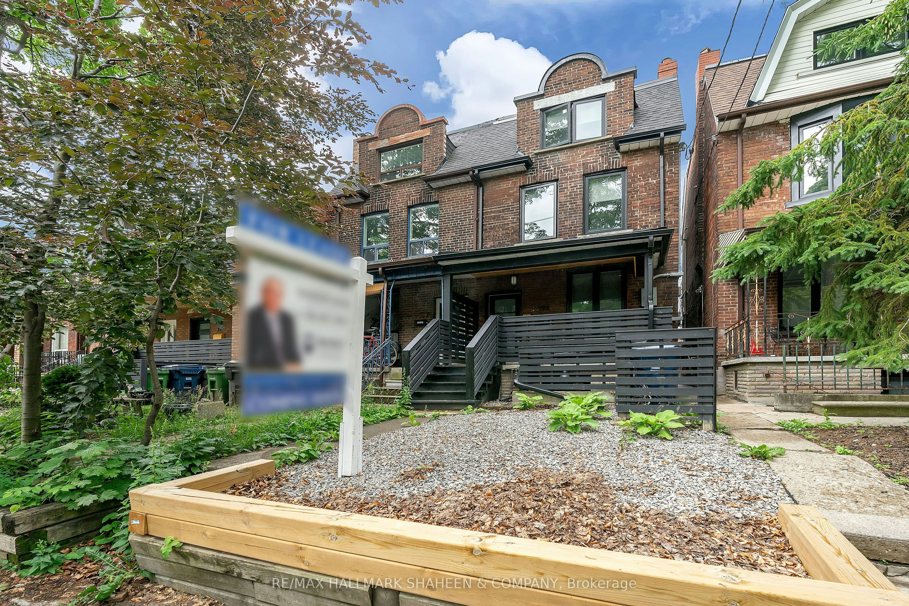 2nd&3rd-198 Roxton Road, Toronto, ON, M6J 2Y5 - 3