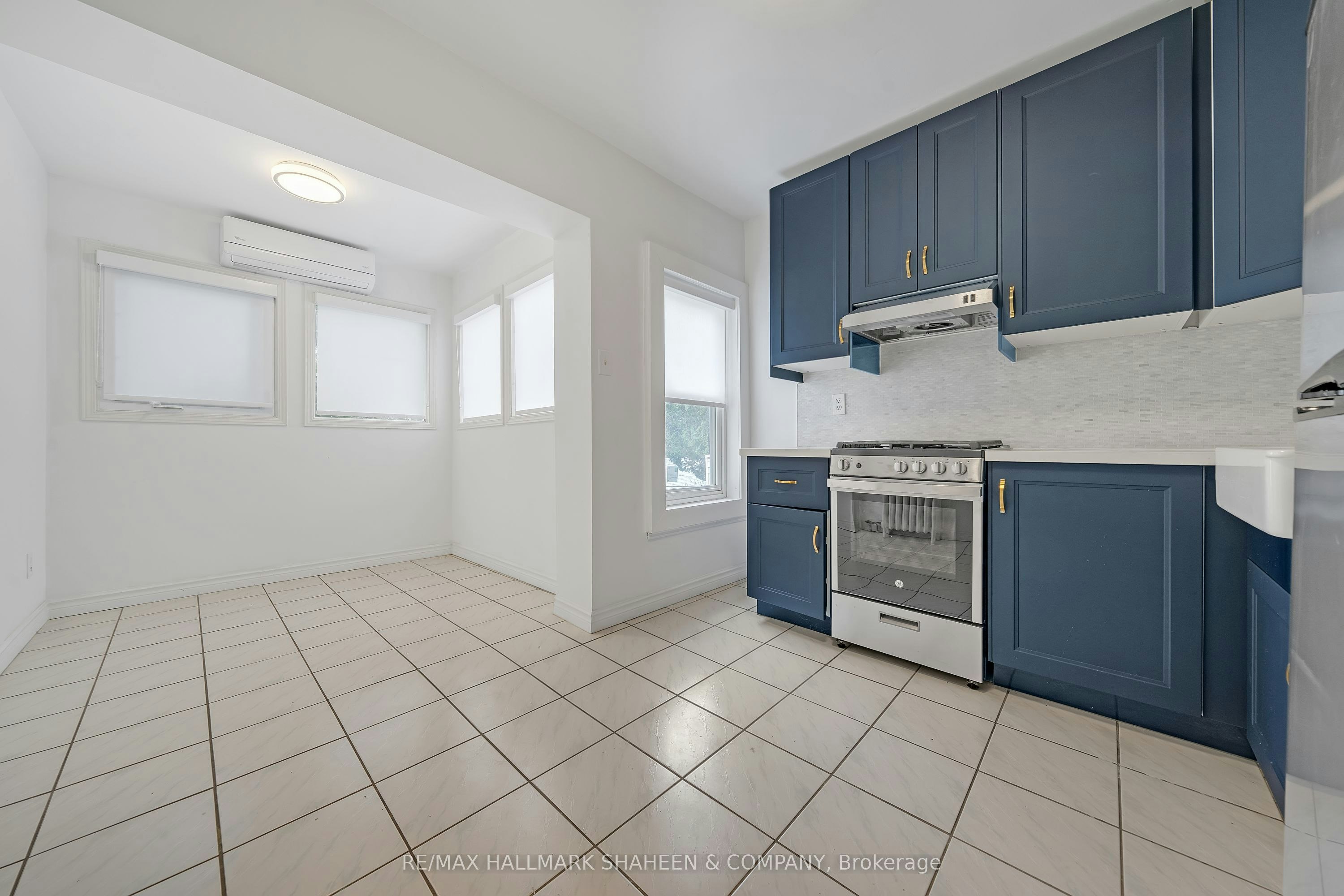 2nd&3rd-198 Roxton Road, Toronto, ON, M6J 2Y5 - 6