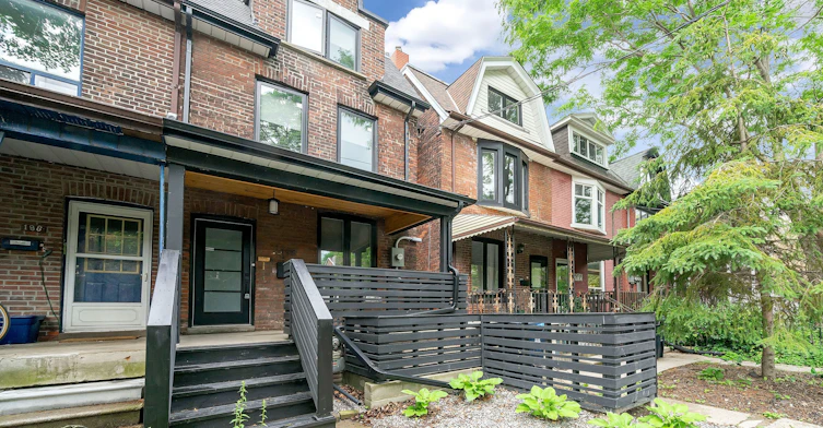 2nd&3rd-198 Roxton Road, Toronto, ON, M6J 2Y5
