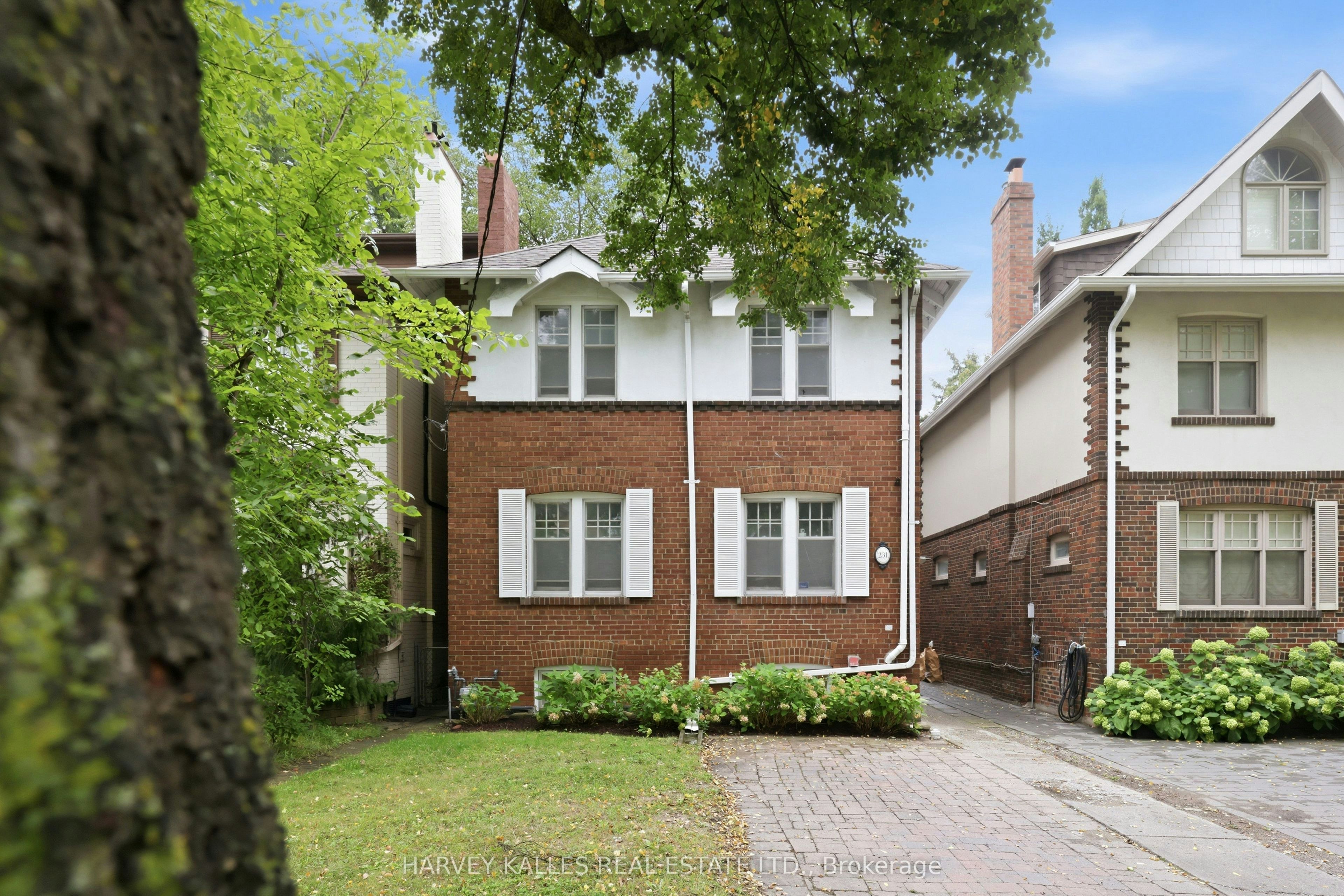 231 Glengrove Avenue W, Toronto, ON, M4R 1P4