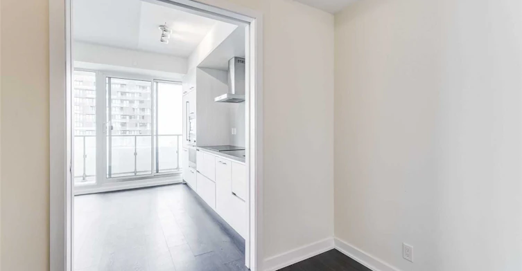 5101-2221 Yonge Street, Toronto, ON, M4S 2B4 - 12