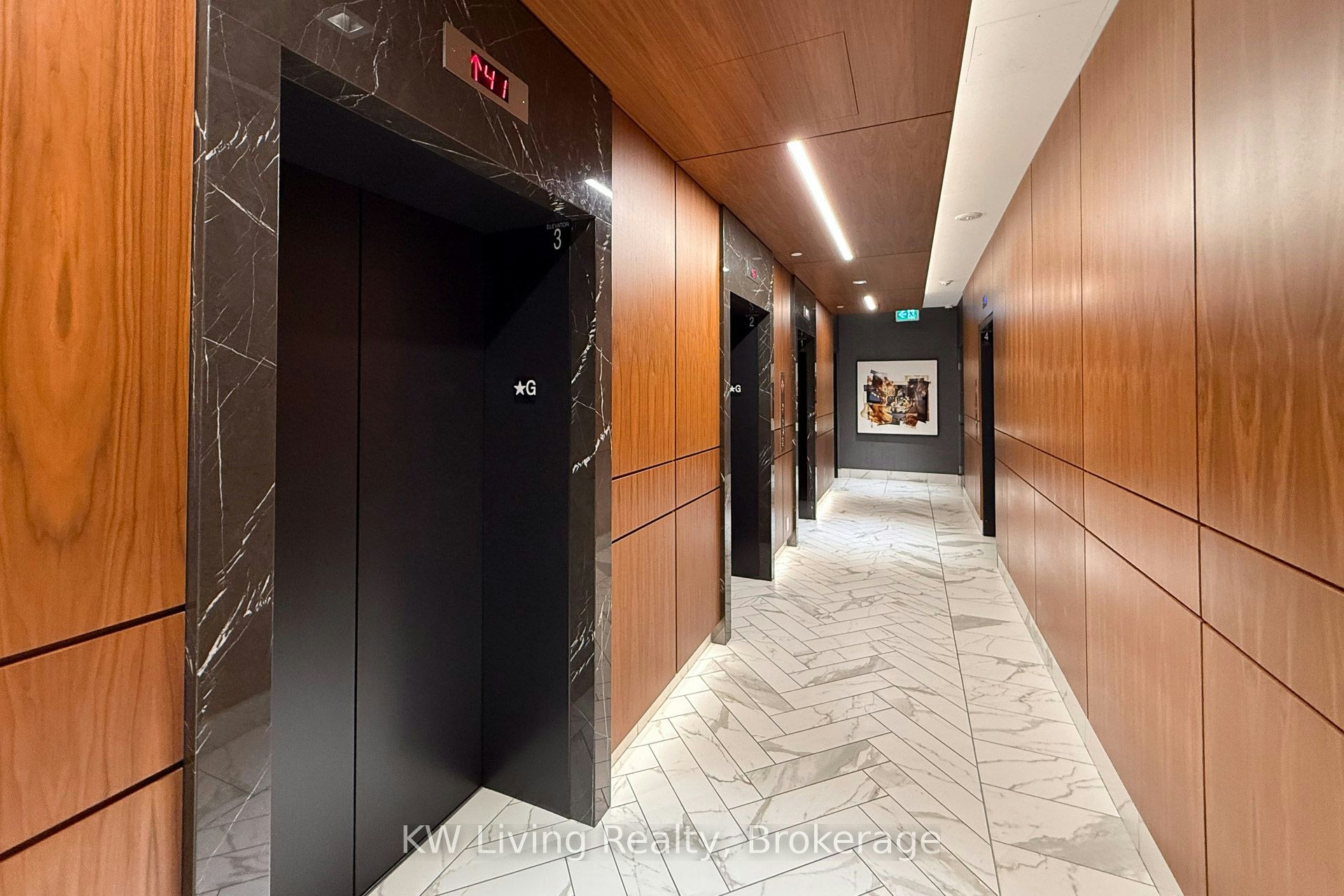 902-327 King Street W, Toronto, ON, M5V 0W7 - 29