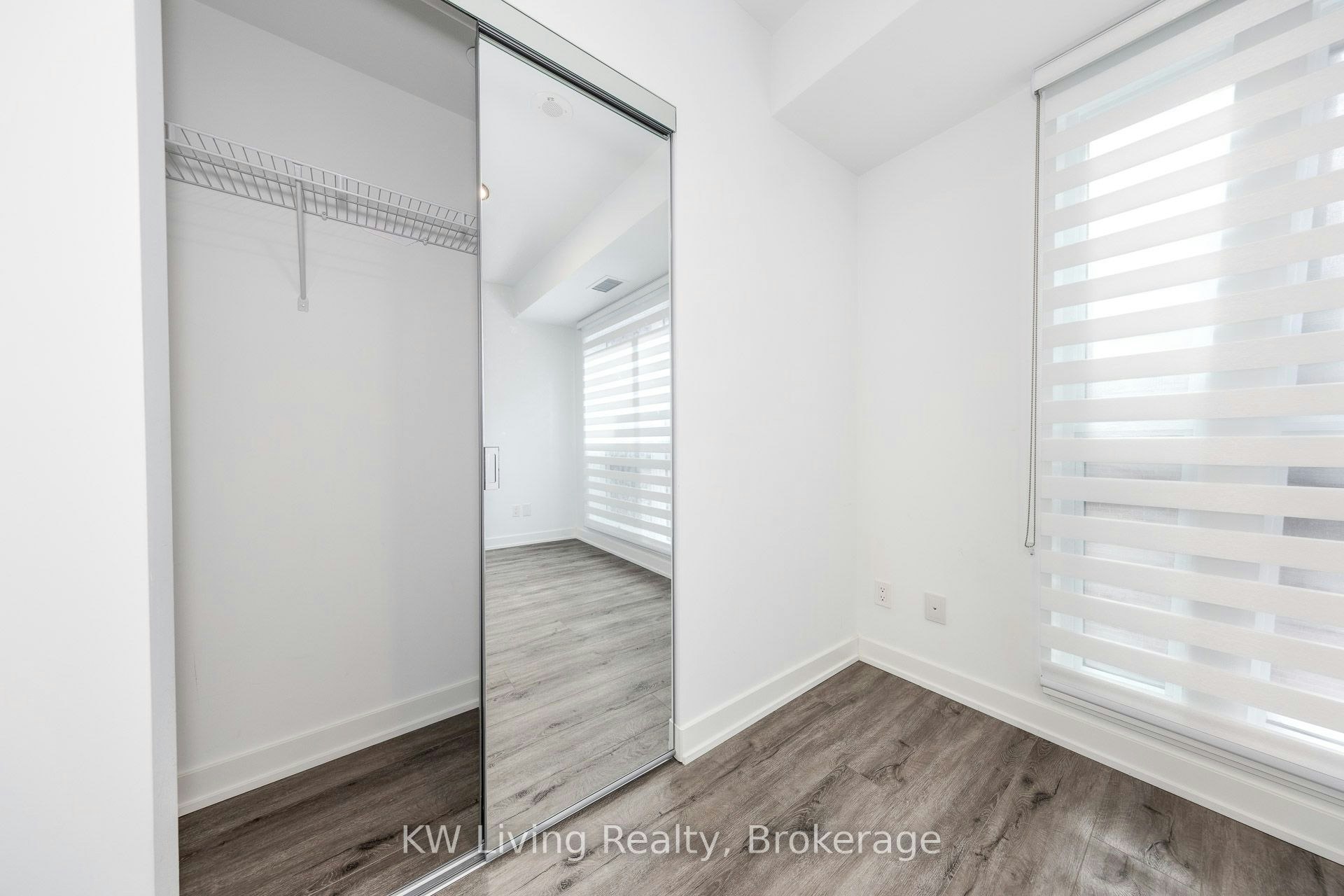 902-327 King Street W, Toronto, ON, M5V 0W7 - 14