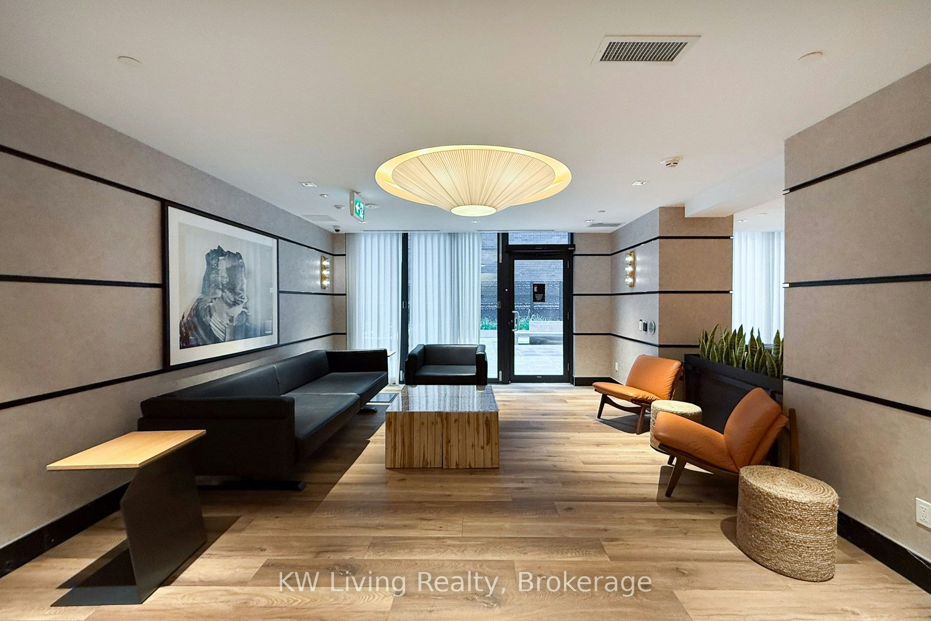 902-327 King Street W, Toronto, ON, M5V 0W7 - 28