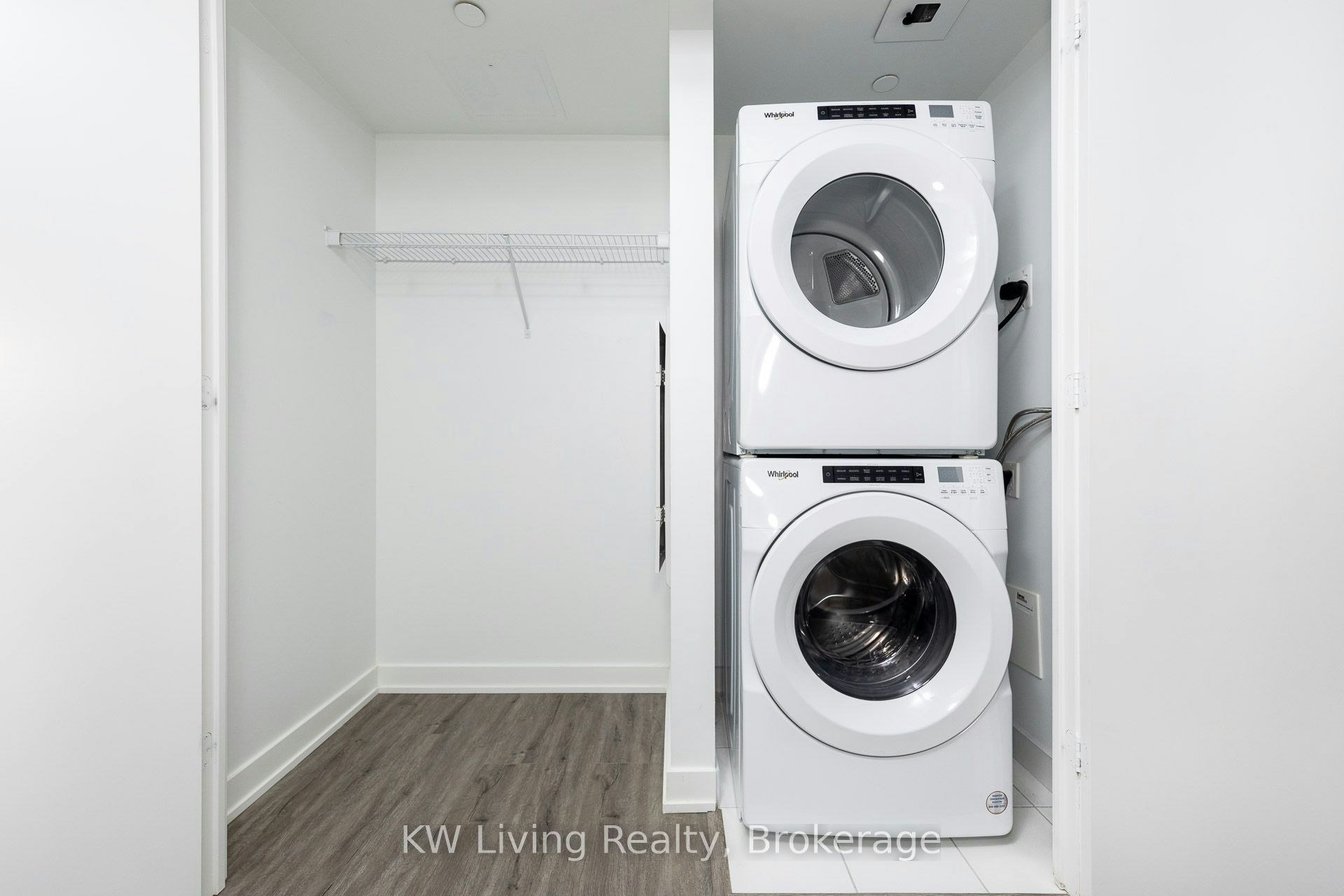 902-327 King Street W, Toronto, ON, M5V 0W7 - 15