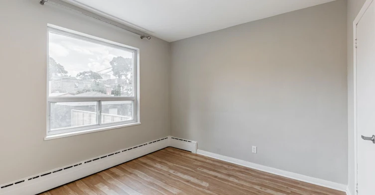77 Greensides Avenue, Toronto, ON, M6G 3P8 - 14