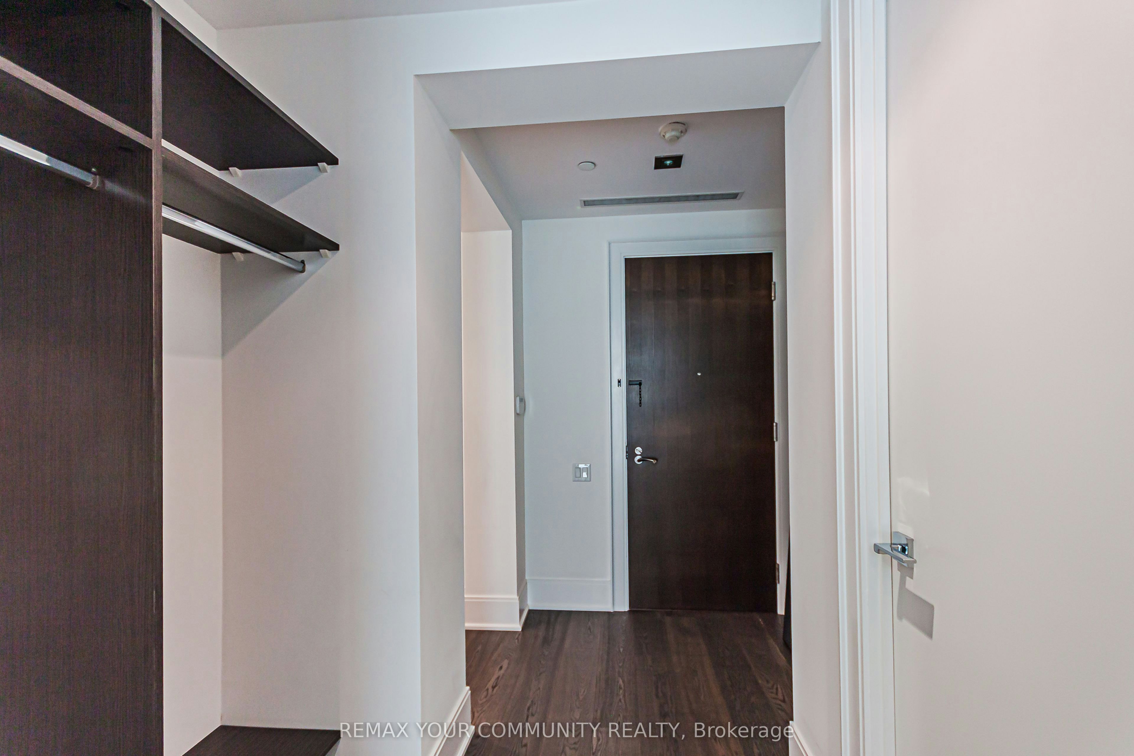 902-77 Charles Street W, Toronto, ON, M5S 2X1 - 5