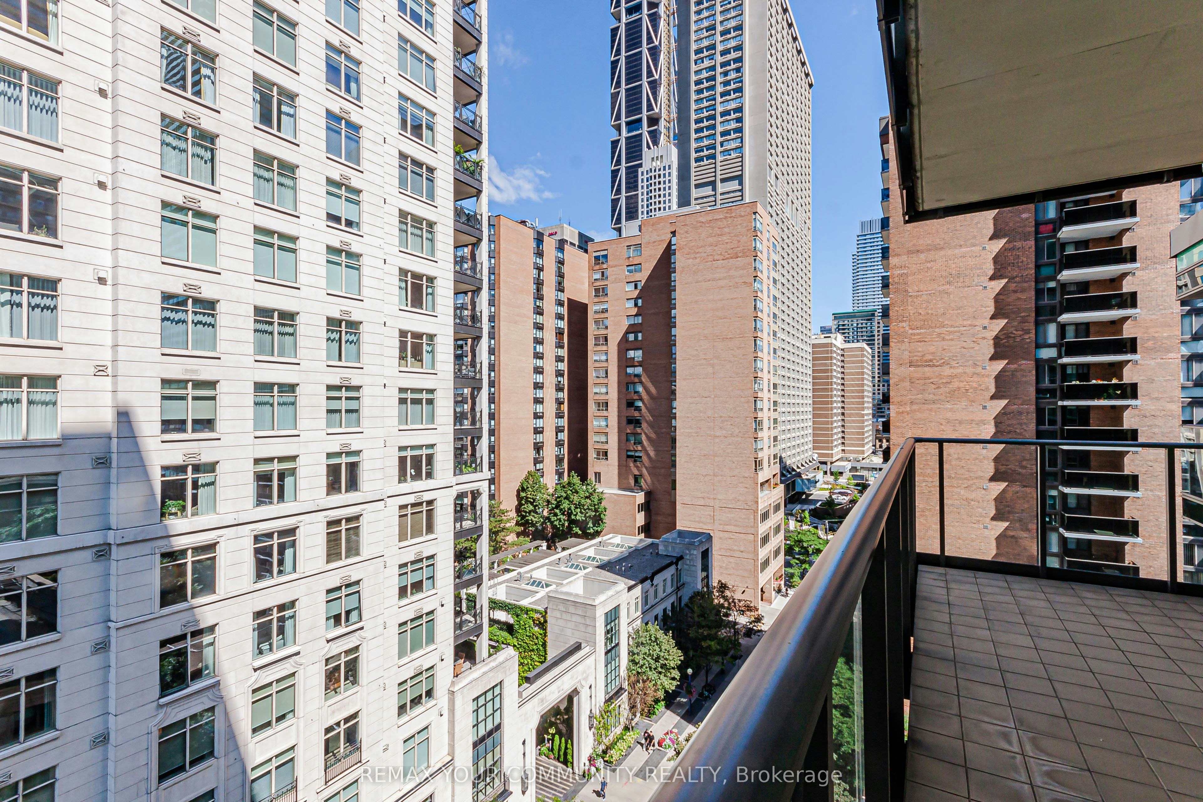 902-77 Charles Street W, Toronto, ON, M5S 2X1 - 29