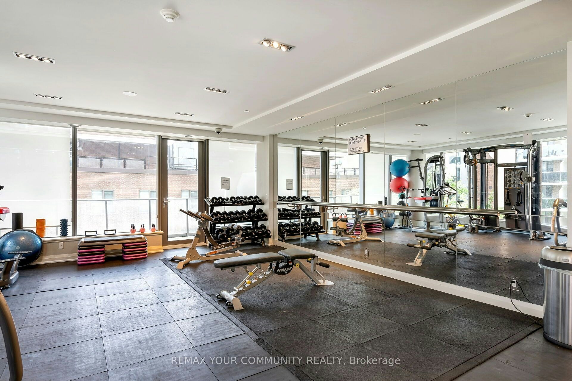 902-77 Charles Street W, Toronto, ON, M5S 2X1 - 41