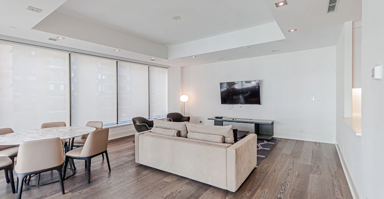902-77 Charles Street W, Toronto, ON, M5S 2X1 - 15
