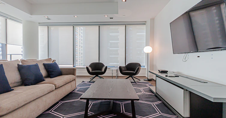 902-77 Charles Street W, Toronto, ON, M5S 2X1 - 16
