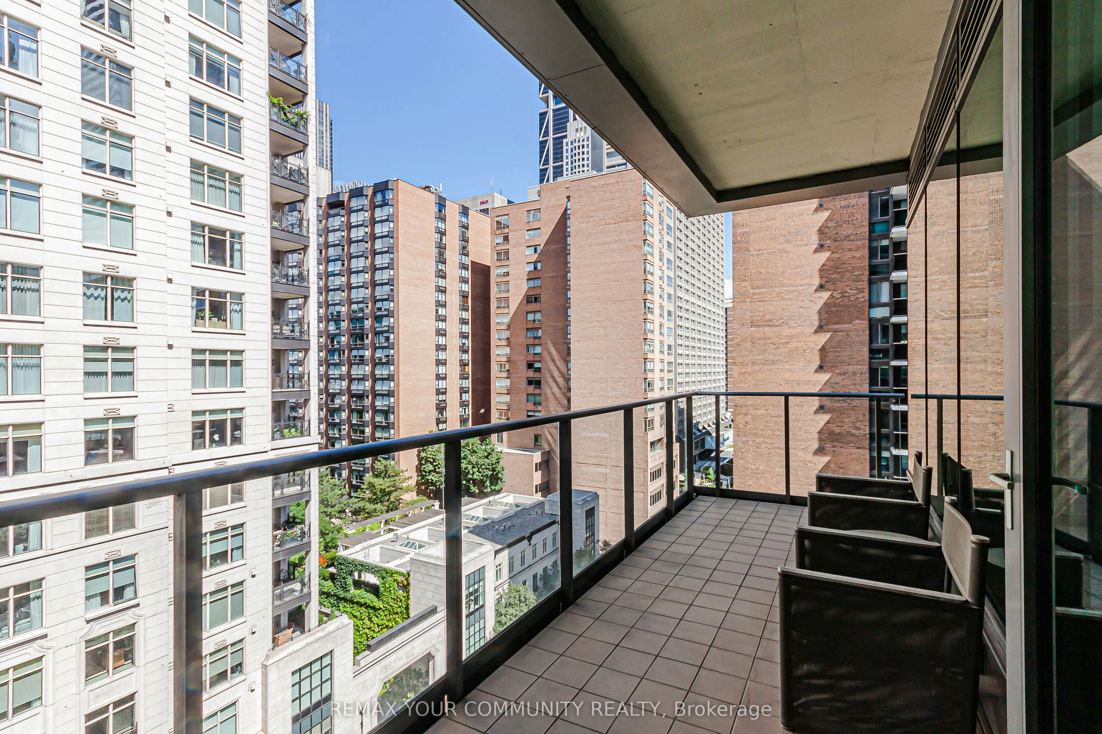 902-77 Charles Street W, Toronto, ON, M5S 2X1 - 20