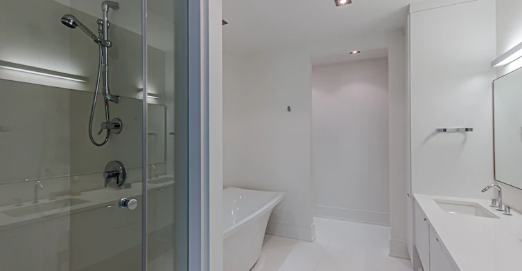 902-77 Charles Street W, Toronto, ON, M5S 2X1 - 32