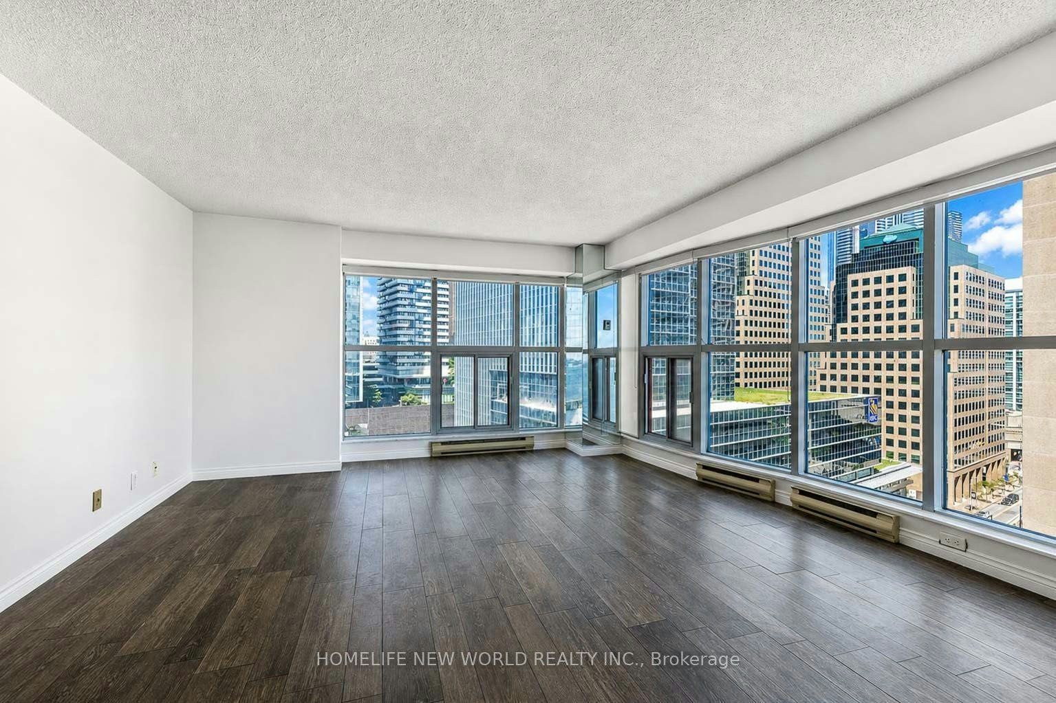 1602-77 Harbour Square, Toronto, ON, M5J 2S2 - 10