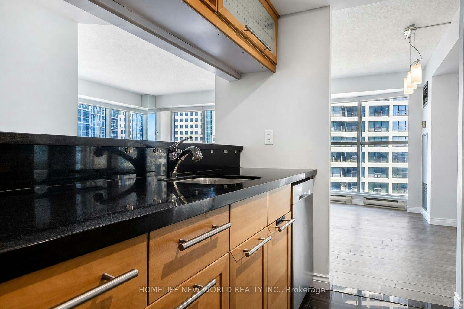 1602-77 Harbour Square, Toronto, ON, M5J 2S2 - 14