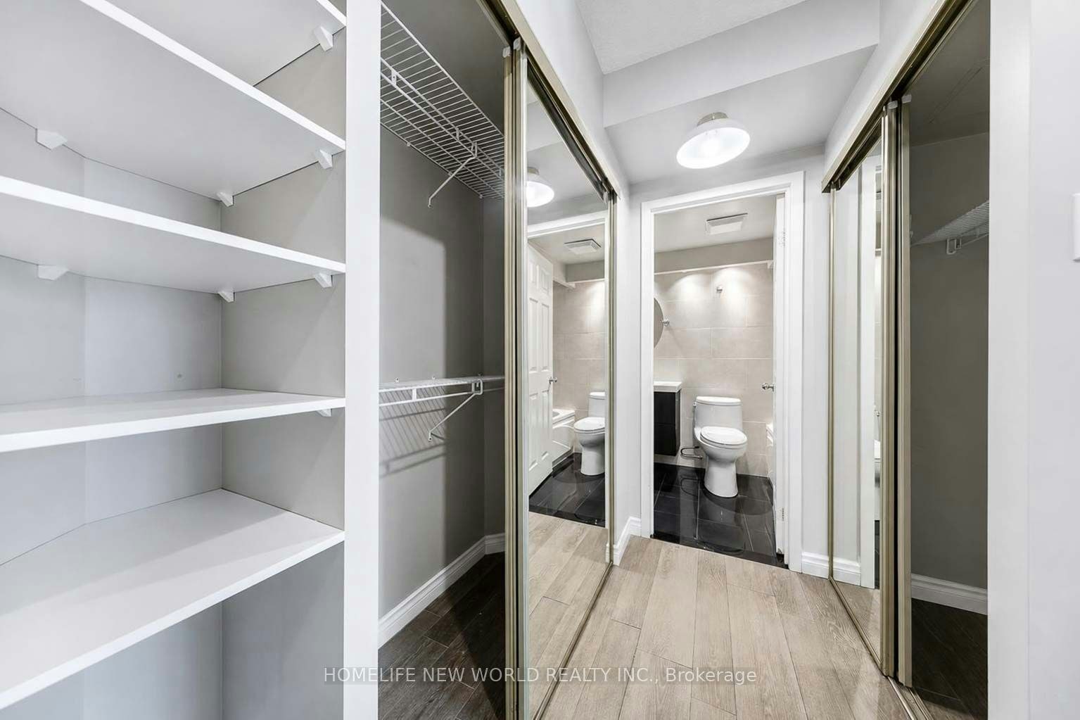 1602-77 Harbour Square, Toronto, ON, M5J 2S2 - 23