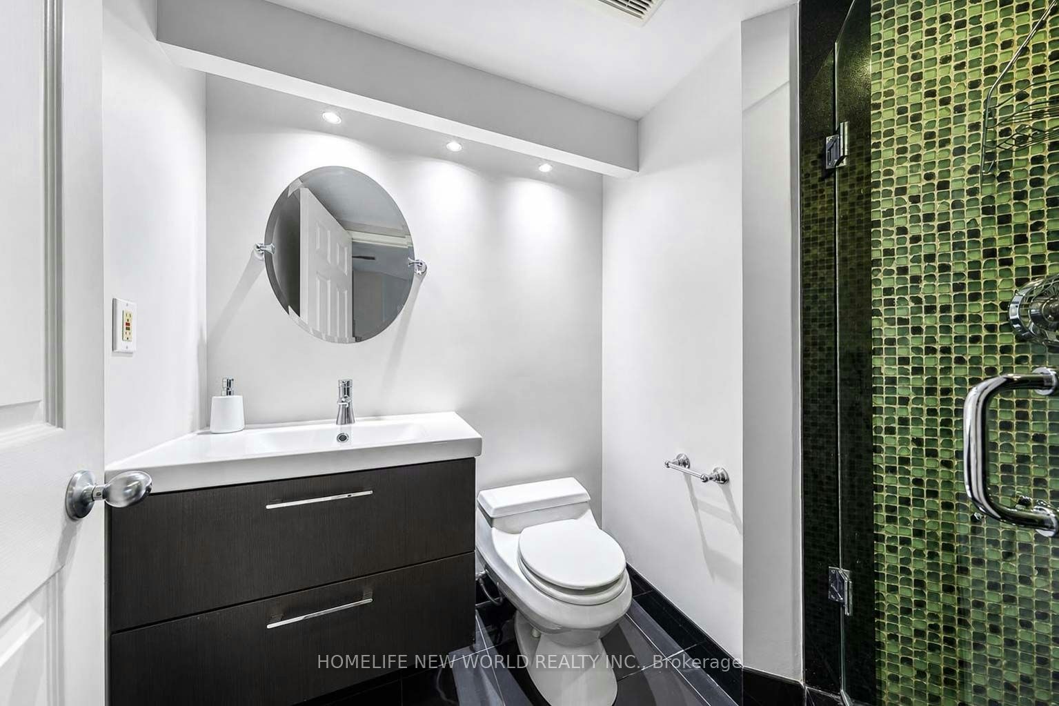 1602-77 Harbour Square, Toronto, ON, M5J 2S2 - 28